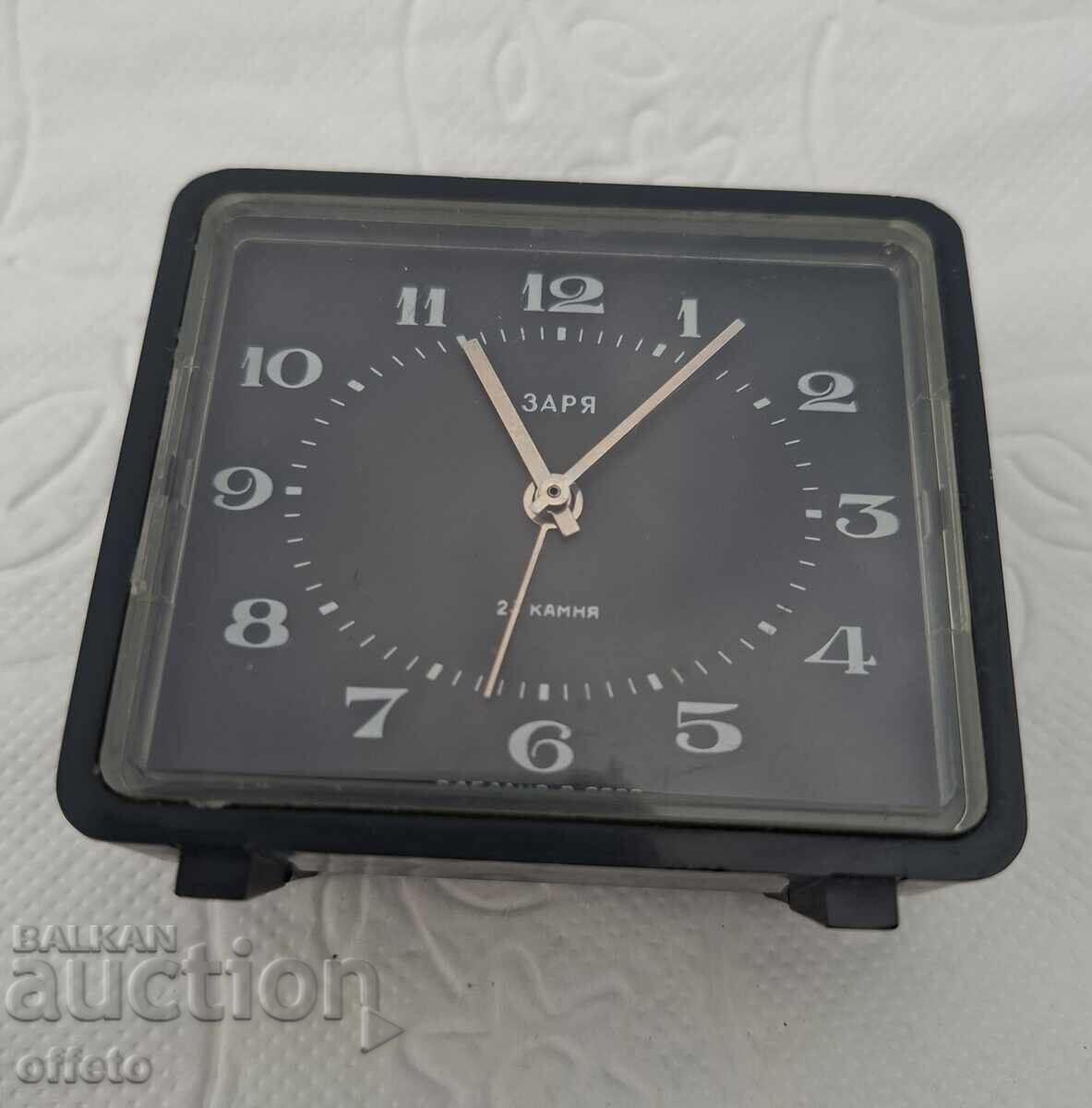 ΞΥΠΝΗΤΗΡΙ με τιμή € 11.00 | 21.51 BGN