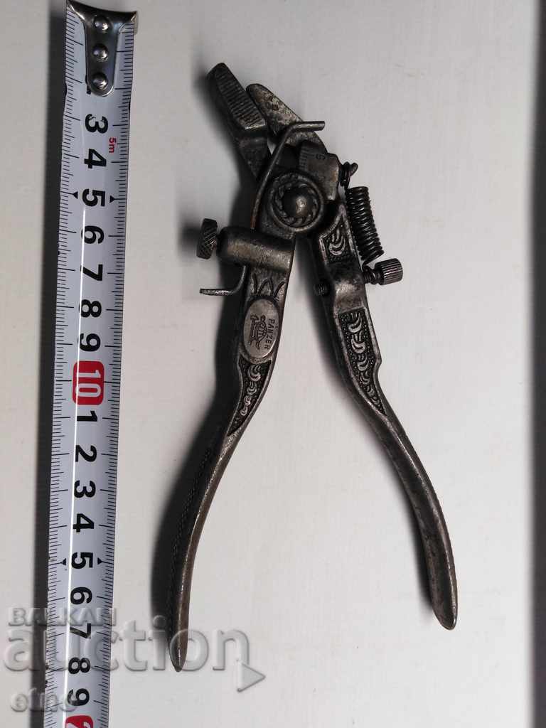 Аукцион ВИНТИДЖ ИНСТРУМЕНТ ЗА ЧАПРАЗ "PANZER", КЛЕЩИ, УРЕД