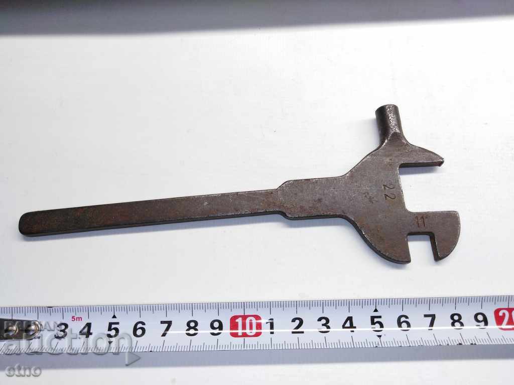 VINTAGE FERĂSTRĂU CU FERMOAR, CHEIE, TOATE