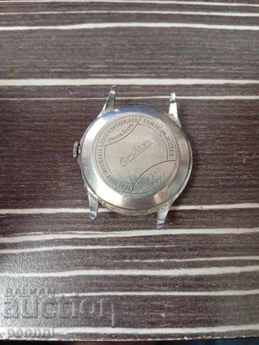 Часовник Omicron - 5