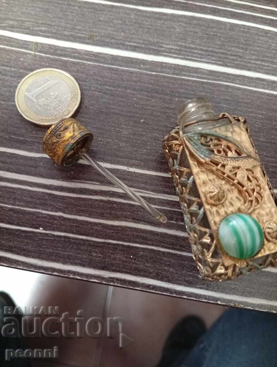 Sticla veche de parfum - 7