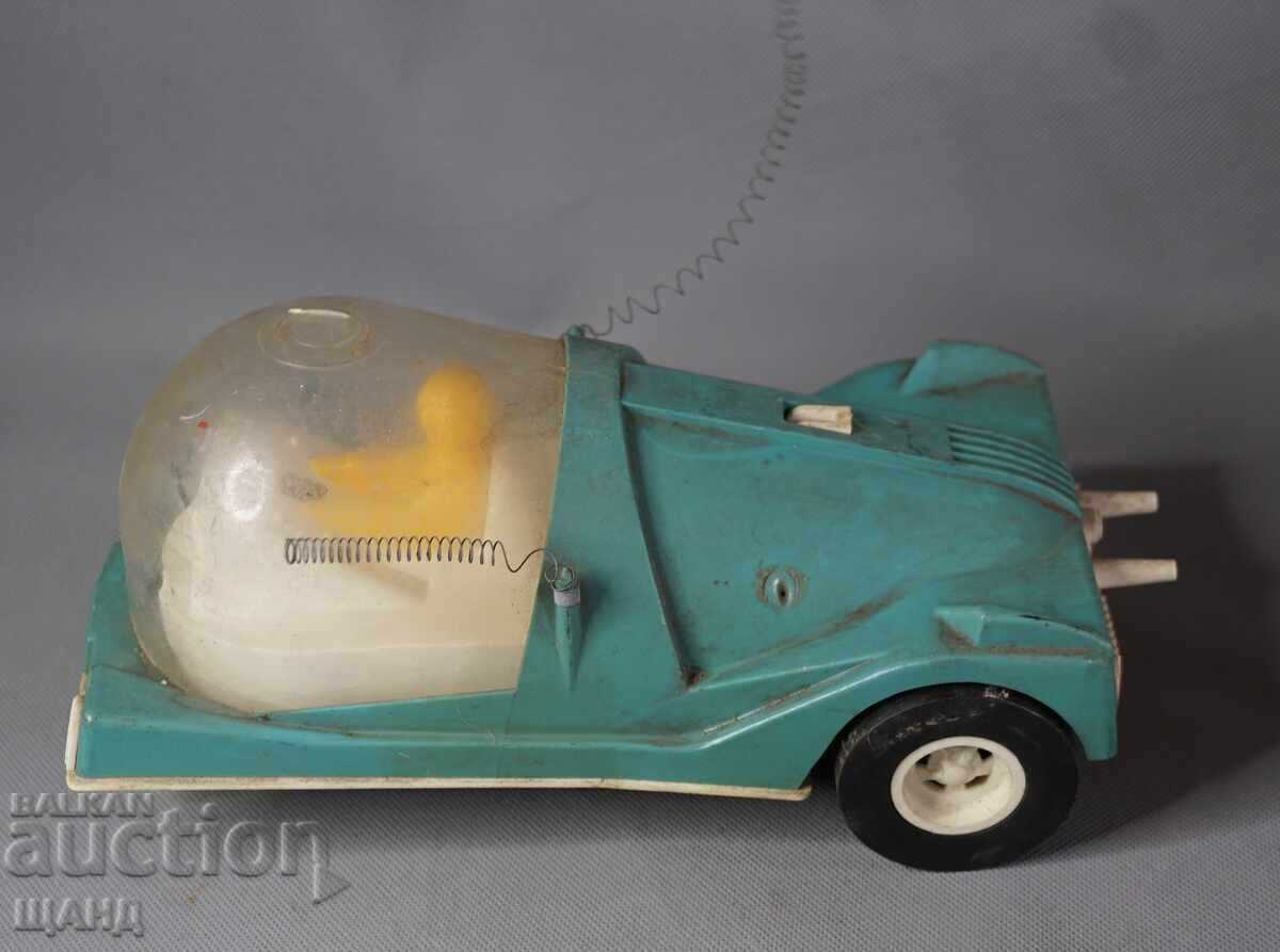 Licitație Vechi model rusesc de jucărie din plastic, navetă spațială Licitație Vechi model rusesc de jucărie din plastic, navetă spațială