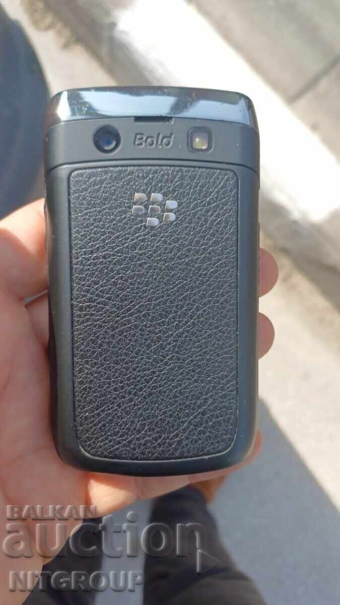 BlackBerry Curve 8900 – telefon de business clasic! cu preț € 9.90 | 19.36 BGN