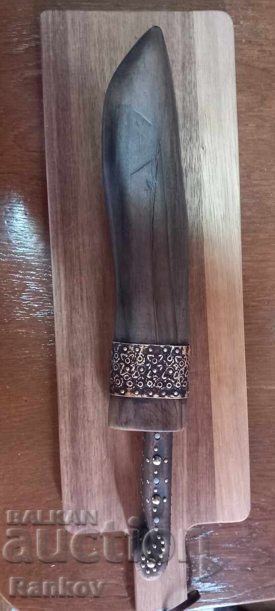 Σφυρήλατο τσεκούρι βοσκού, καρακούλακ με τιμή € 85.00 | 166.25 BGN