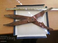 Foarfecă veche mare