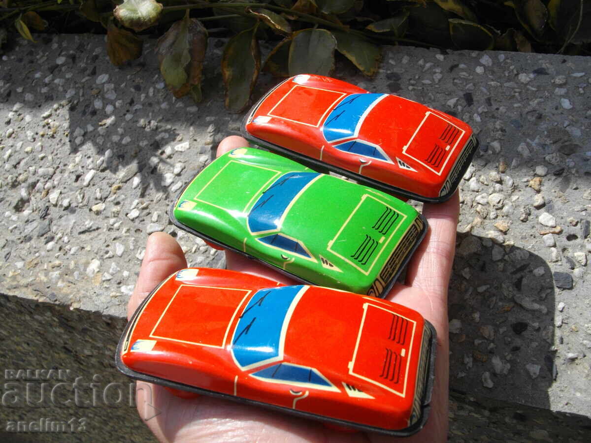 LOT DE JUCĂRII METALICE ȘI TINICHELE MAȘINUȚE - 5