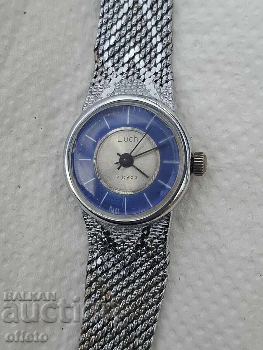 Livrarea CEASUL FUNCȚEAZĂ