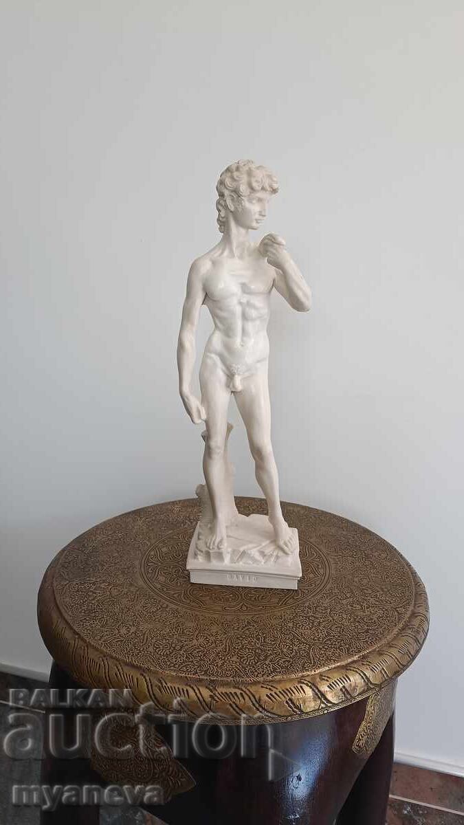 Statuetă din Italia, "David" de Michelangelo