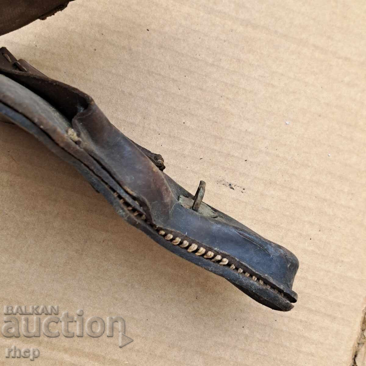 Auction Royal holster for pistol Auction Royal holster for pistol