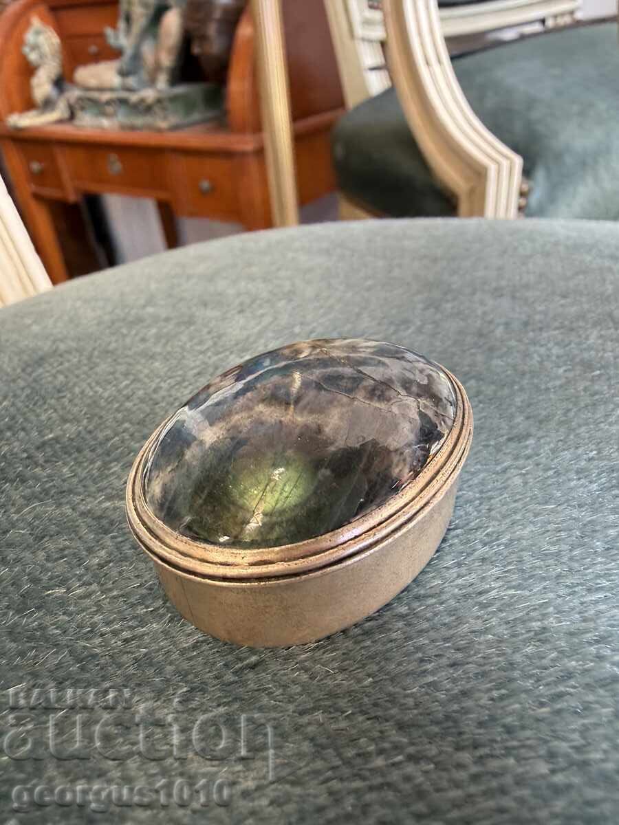Auction Silver jewelry box with labradorite #8024 Auction Silver jewelry box with labradorite #8024