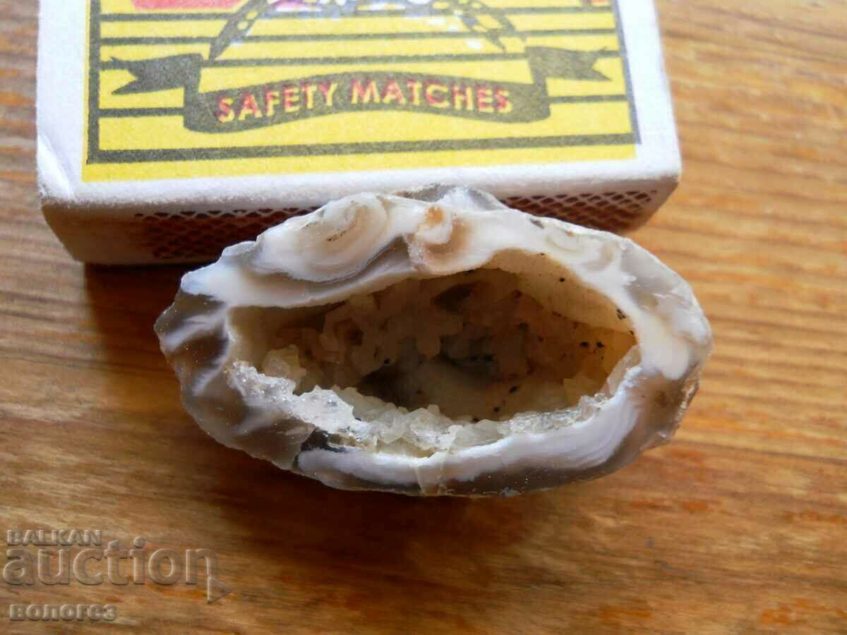 Ahat - geodă mică (lustruită)