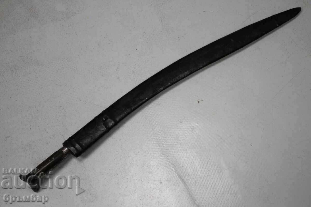 Interesant iatagan otoman Zaybek Damasc argint cu teacă cu preț € 1600.00 | 3129.33 BGN Interesant iatagan otoman Zaybek Damasc argint cu teacă cu preț € 1600.00 | 3129.33 BGN