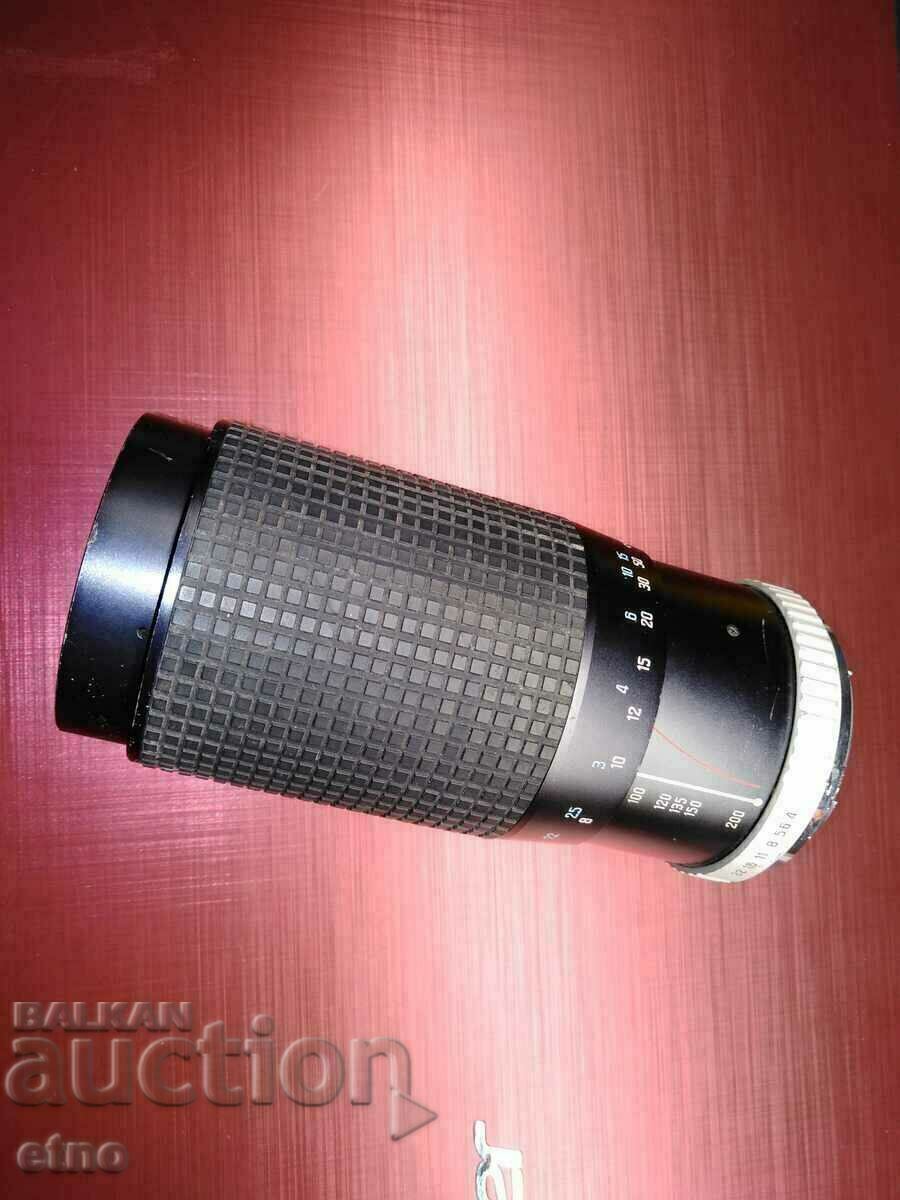 OBIECTIV JAPONEZ PENTRU CAMERA-HOYA HMC ZOOM 80-200mm cu preț € 8.50 | 16.62 BGN