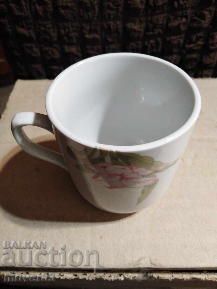 Аукцион Чаши порцеланови. Комплект 6 броя Аукцион Чаши порцеланови. Комплект 6 броя