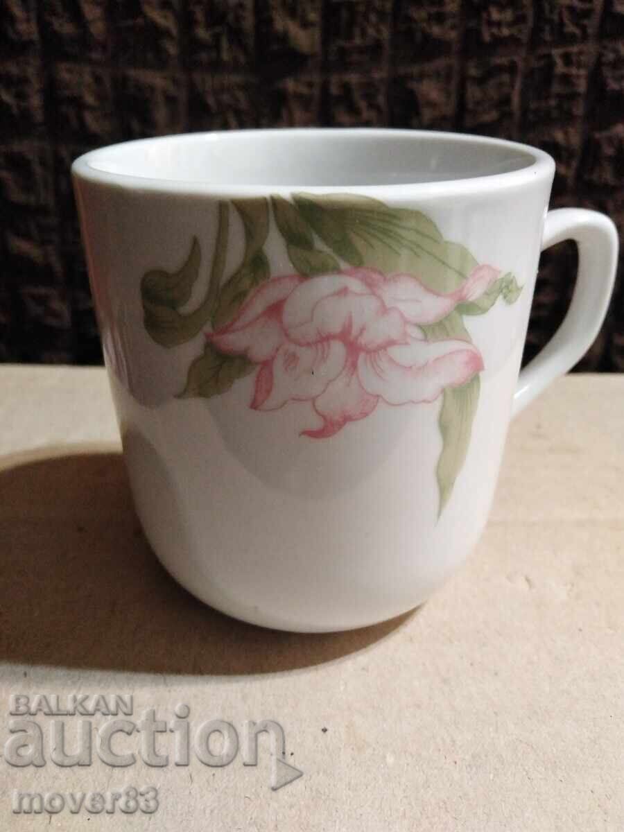 Доставка на Чаши порцеланови. Комплект 6 броя Доставка на Чаши порцеланови. Комплект 6 броя