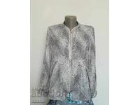 Дамско яке размер 42
