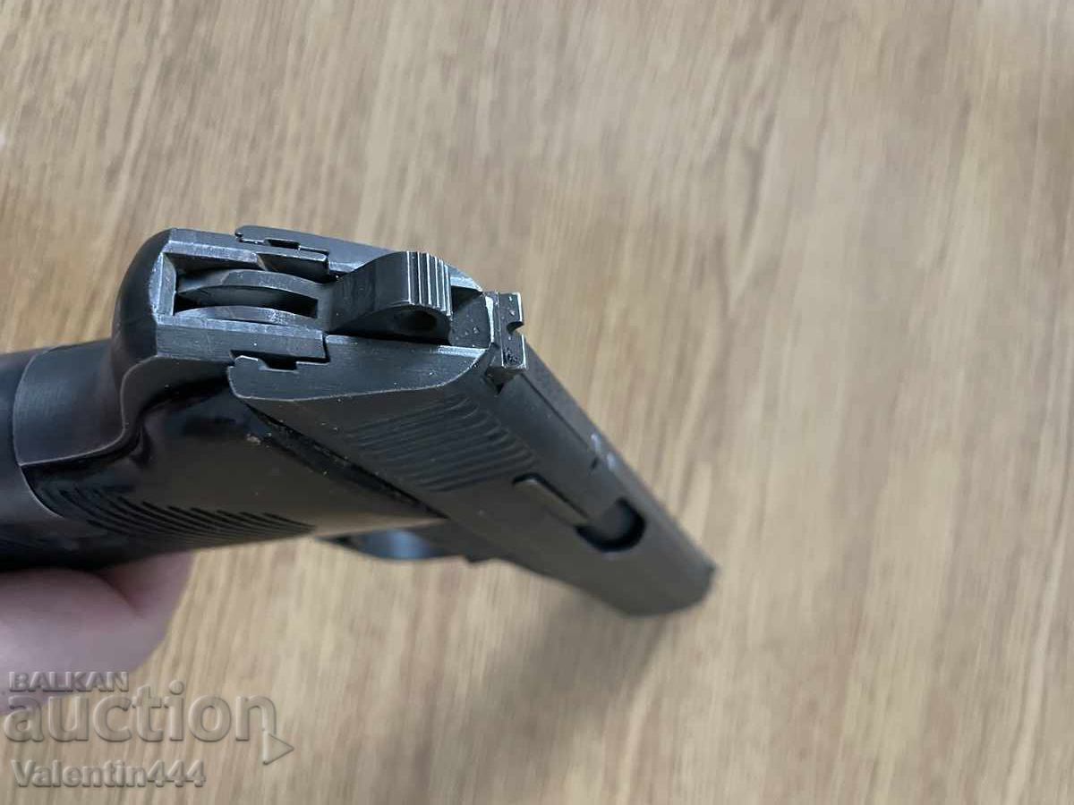 Licitație PISTOL "CZ - 52" - DEZACTIVAT/INOFENSIV