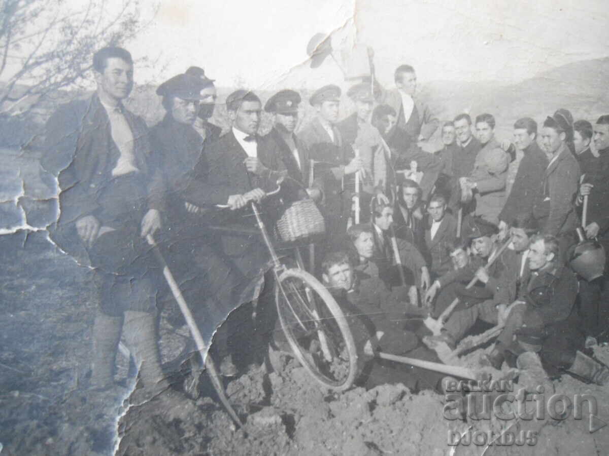 Стара снимка, 1922 год., VIII класъ с цена € 1.50 | 2.93 лв.