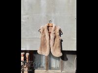 Стар Дамски кожен елек от естествена кожа