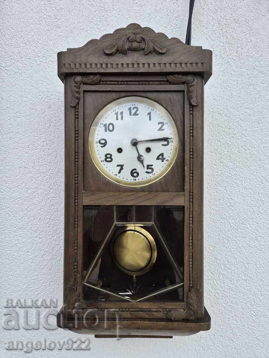 Beautiful wall clock WORKING with price € 1.61 | 3.15 BGN