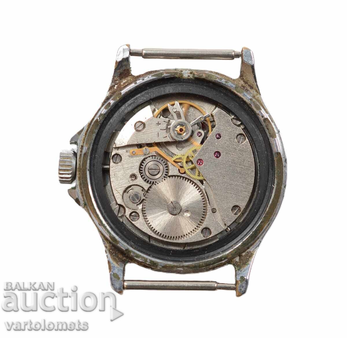 Ανδρικό ρολόι Vostok Commander USSR - λειτουργεί με τιμή € 5.00 | 9.78 BGN