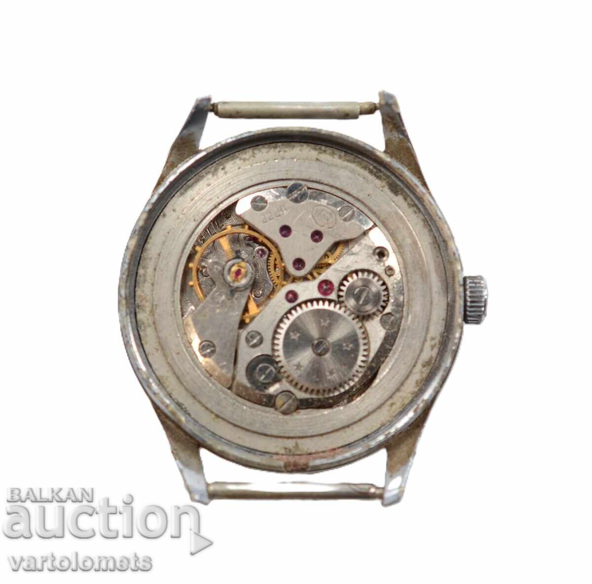 Ceas de bărbați URSS - funcționează cu preț € 5.00 | 9.78 BGN