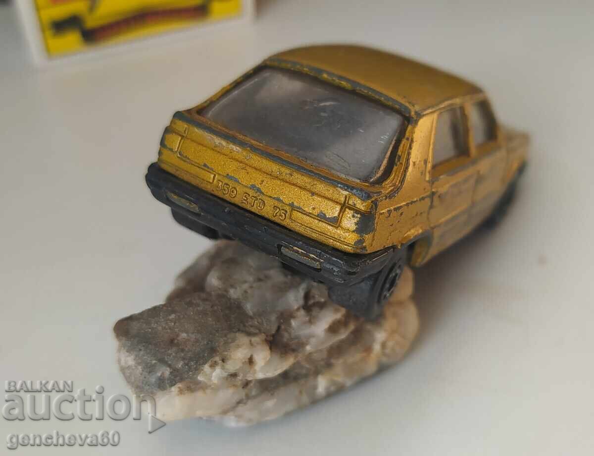 MATCHBOX 1985g RENALLT 11 BULGARIA - 5 MATCHBOX 1985g RENALLT 11 BULGARIA - 5