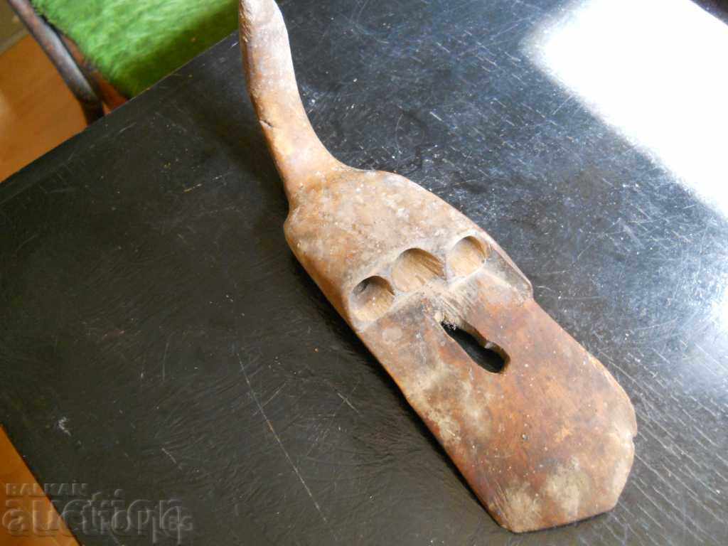 Palamarka cu preț € 6.20 | 12.13 BGN Palamarka cu preț € 6.20 | 12.13 BGN