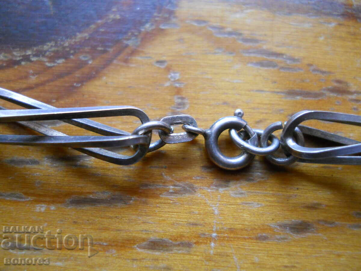 Αρχαίο ασημένιο κολιέ με μενταγιόν από κεχριμπάρι Βαλτικής - 6 Αρχαίο ασημένιο κολιέ με μενταγιόν από κεχριμπάρι Βαλτικής - 6