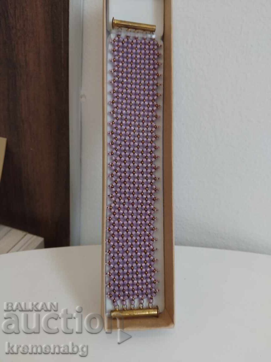 Παράδοση Χειροποίητο βραχιόλι Παράδοση Χειροποίητο βραχιόλι