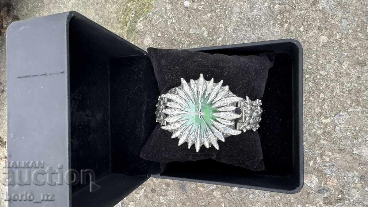 CASIO Работи почти неизползван с цена € 4.50 | 8.80 лв.