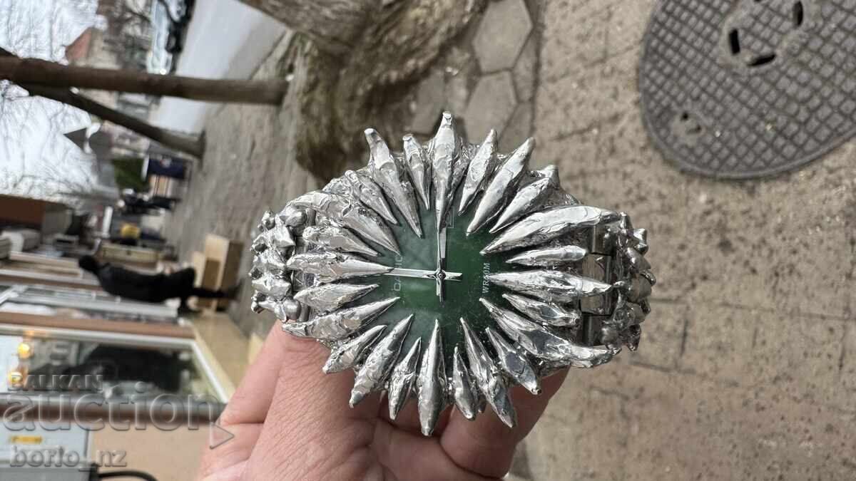 CASIO Работи почти неизползван - 8