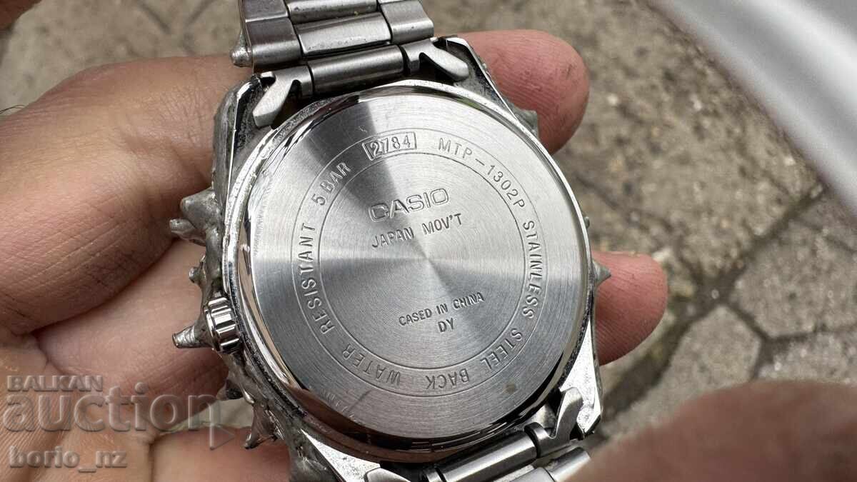 CASIO Работи почти неизползван - 10