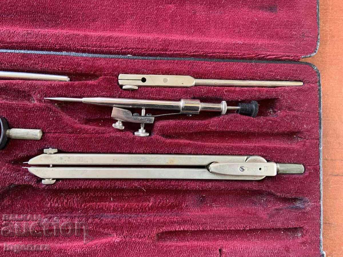 Δημοπρασία ΣΕΤ ΓΡΑΦΙΚΩΝ RICHTER ΓΙΑ ΣΧΕΔΙΑΣΜΟ ΚΟΥΤΙ