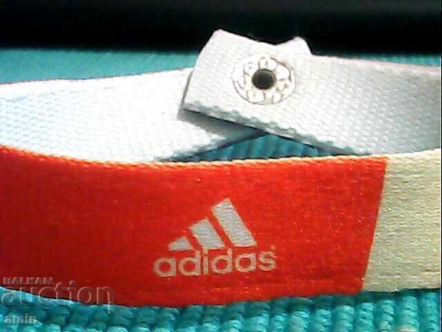 Lot brățări sport Adidas, materiale textile cu preț € 8.00 | 15.65 BGN