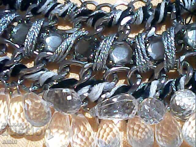 Livrarea Colier pentru costum național