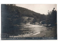 Bŭlgariya, Kraĭ dolnata chast na gr. Tryavna, pŭtuvala