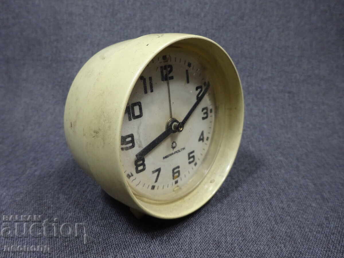 Δημοπρασία BZTS STAR RETRO MEKHANICHEN CHASOVNIK BUDILNIK MERA-POLTIK Δημοπρασία BZTS STAR RETRO MEKHANICHEN CHASOVNIK BUDILNIK MERA-POLTIK