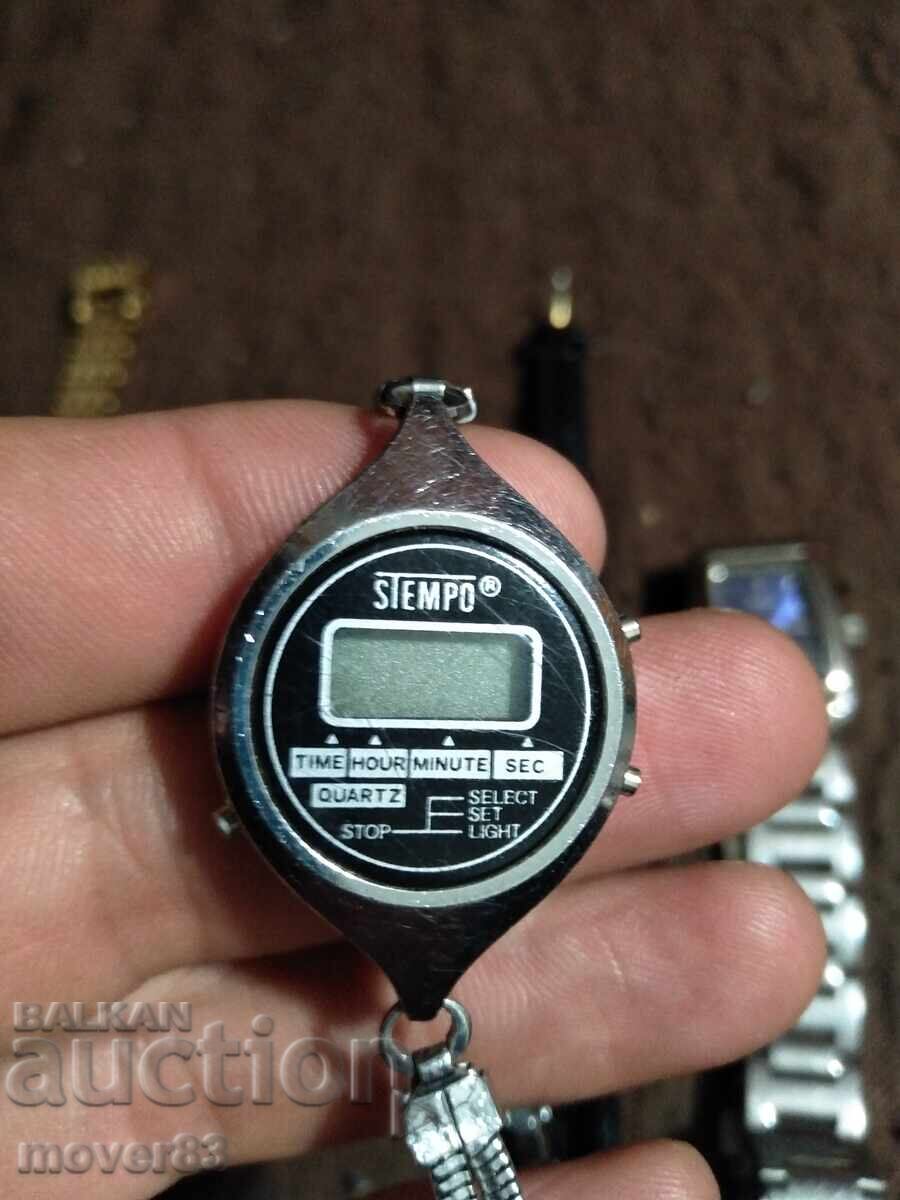 Аукцион Часовници дамски. Електронни. 5 броя