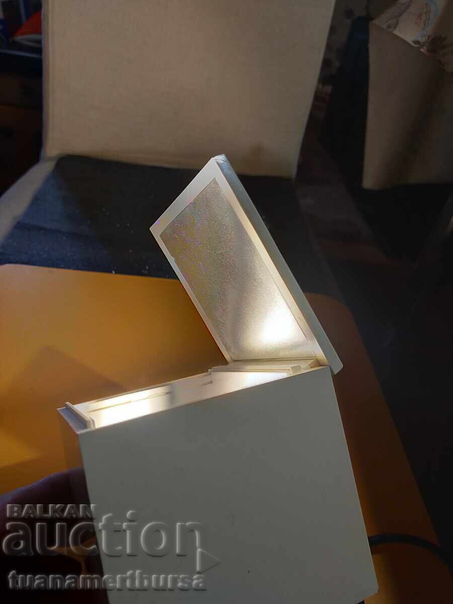 Licitație Lampă de masă