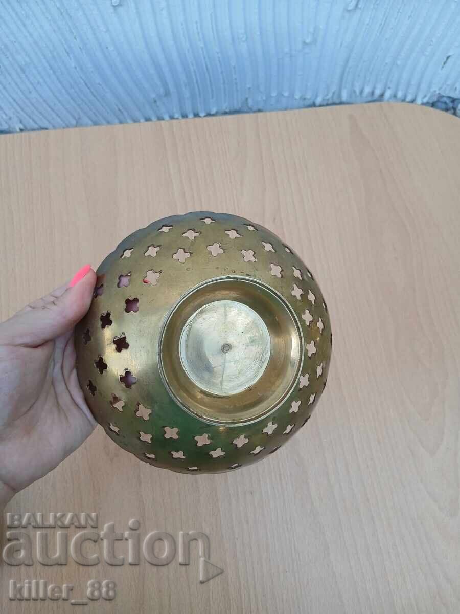 Delivery of Bronze fruit bowl Delivery of Bronze fruit bowl