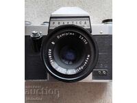 Veche cameră germană "Practica"