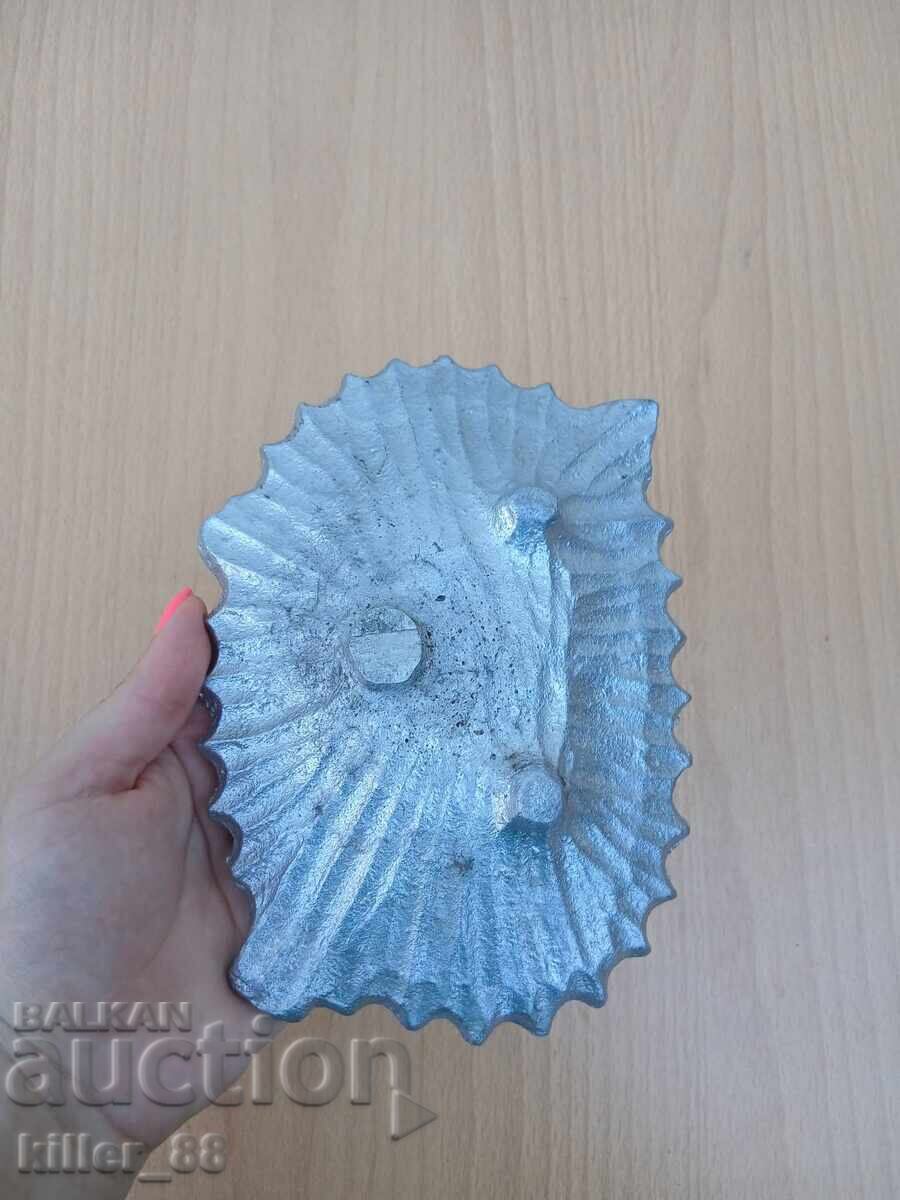 Old ashtray with price € 5.00 | 9.78 BGN