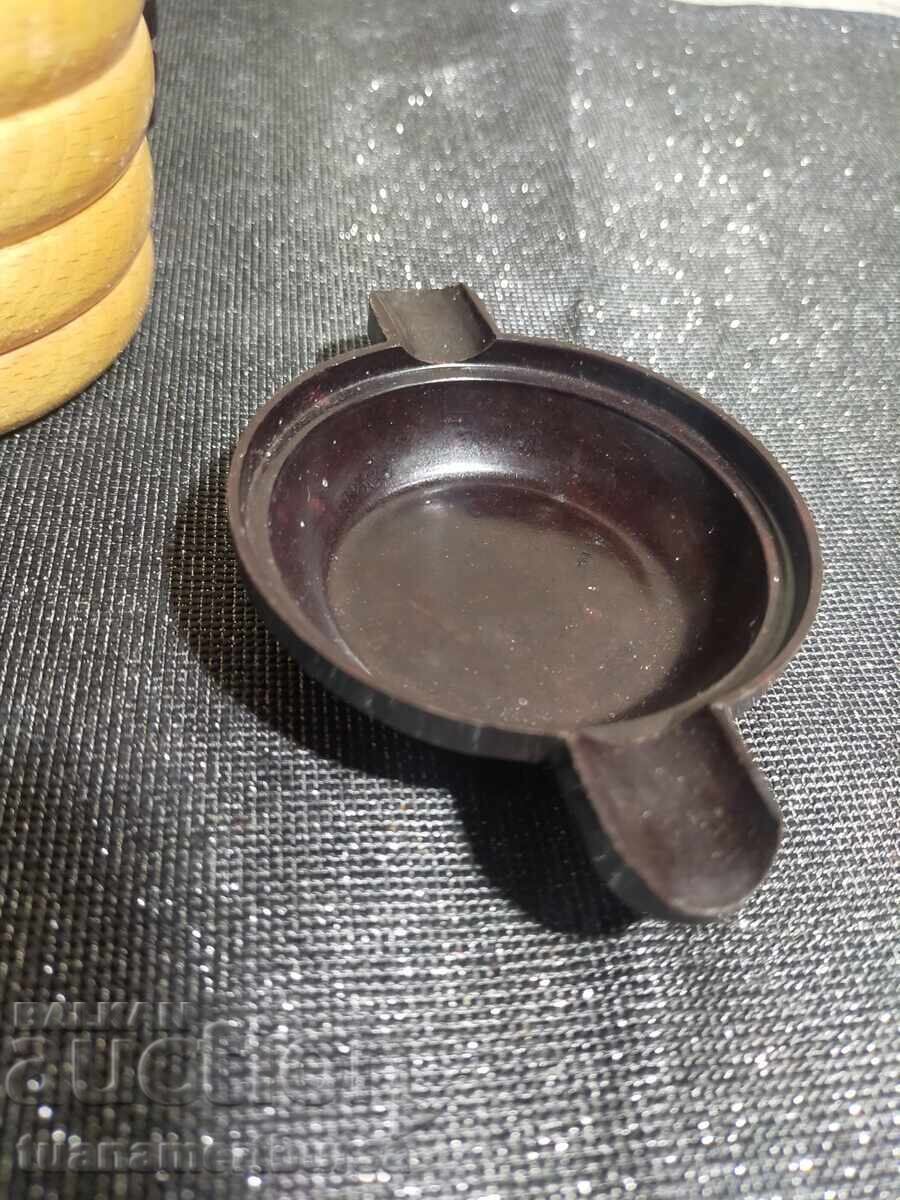 Auction  mini ashtray set