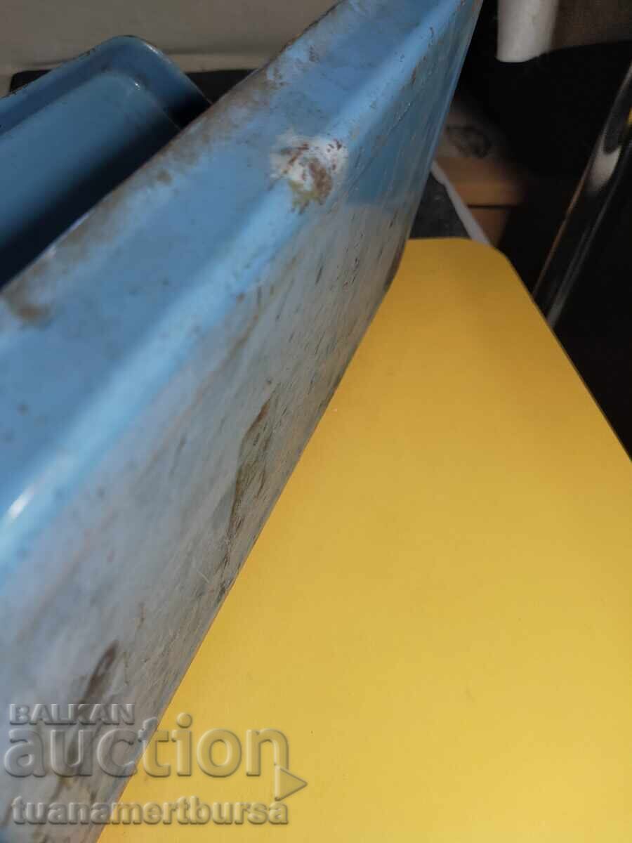 Blue retro metal box - 5
