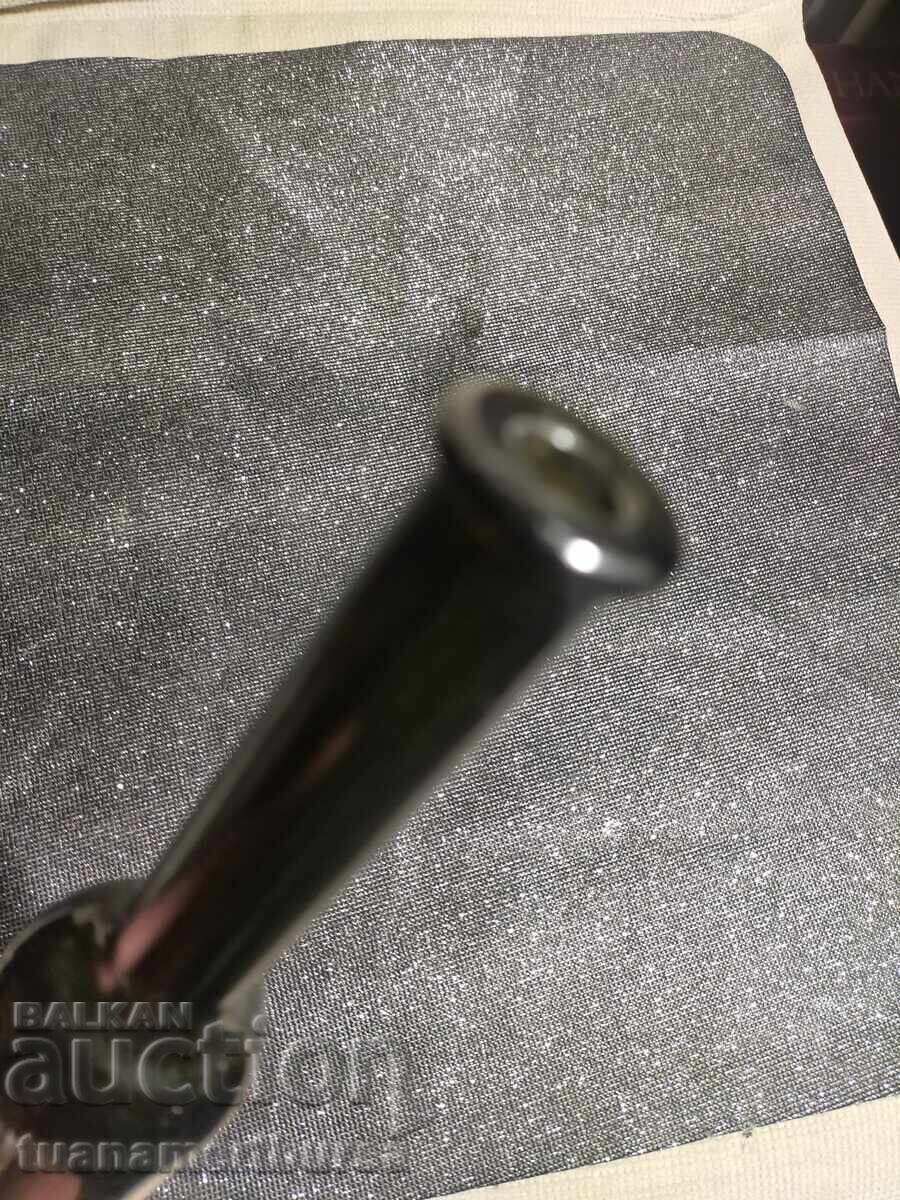 Livrarea Sticlă lungă și subțire