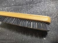Ξύλινη βούρτσα