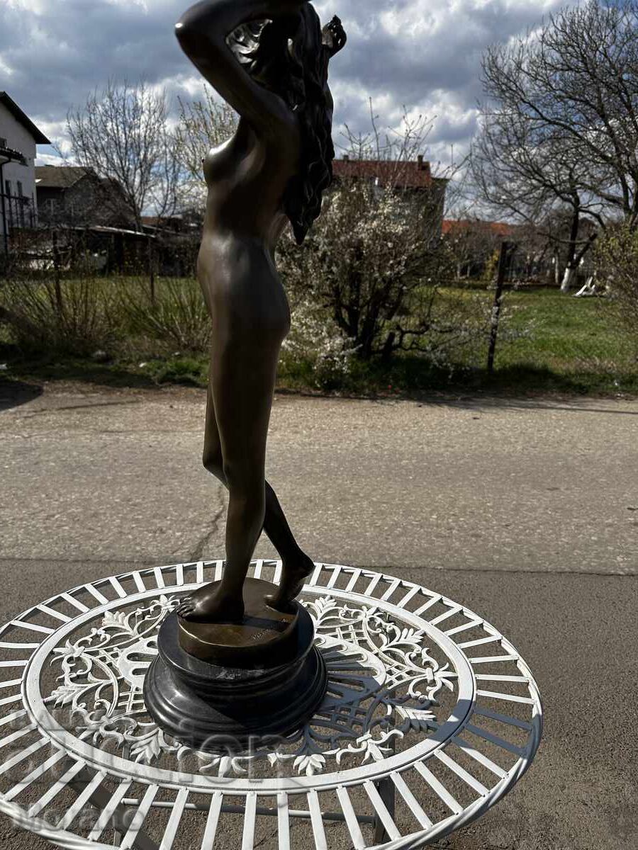 Μαζική μπρούτζινη γλυπτική "Νυμφαία" - 76 εκ., 16 κ. Υπογεγραμμένη: P - 6