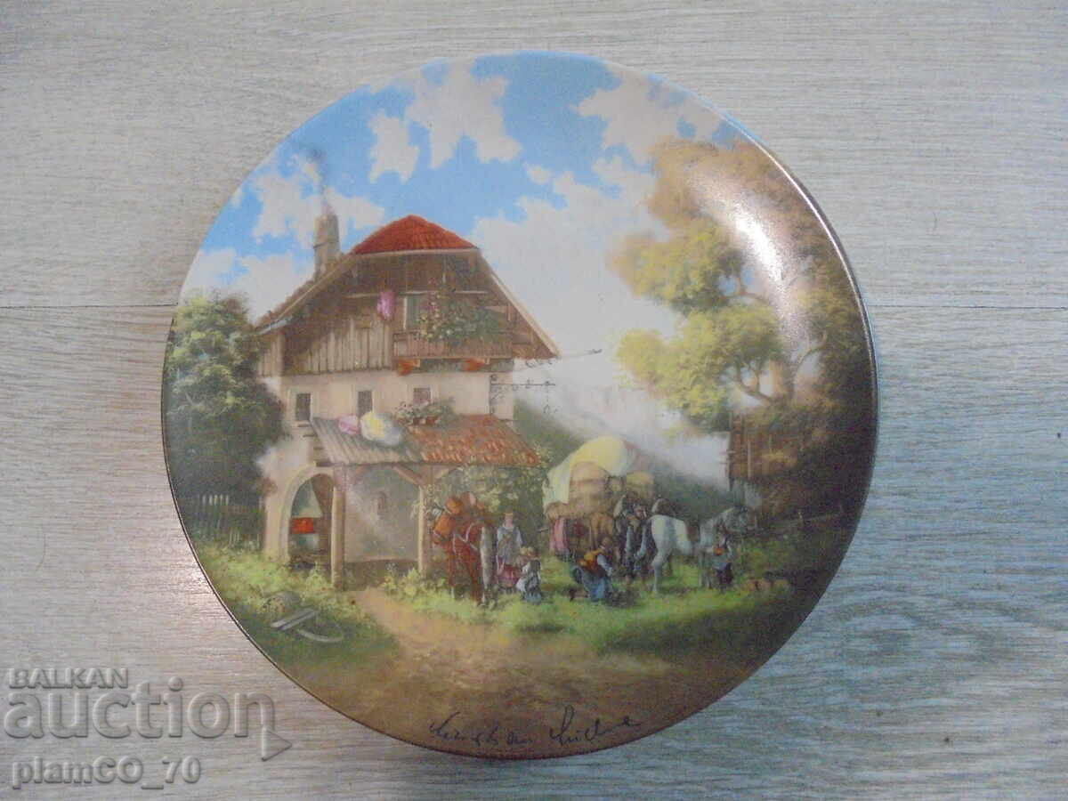 №*8547 Old porcelain plate / decorative panel