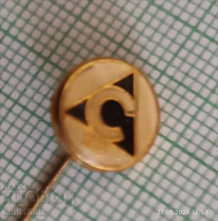 Insignă - Slavia Sofia cu preț € 1.00 | 1.96 BGN Insignă - Slavia Sofia cu preț € 1.00 | 1.96 BGN